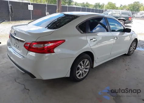2017 Nissan Altima 2.5 S z USA, uszkodzony, nr VIN 1N4AL3AP8HC241880